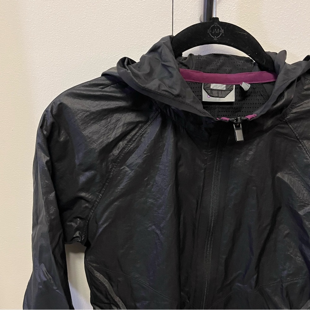 Athleta Run Jacket w/hood